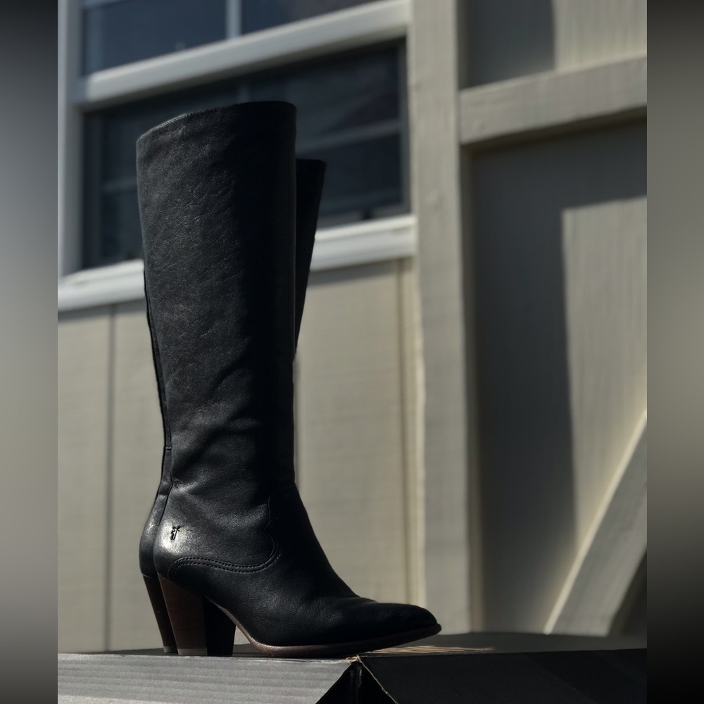 Reed Zip Up Tall Boots